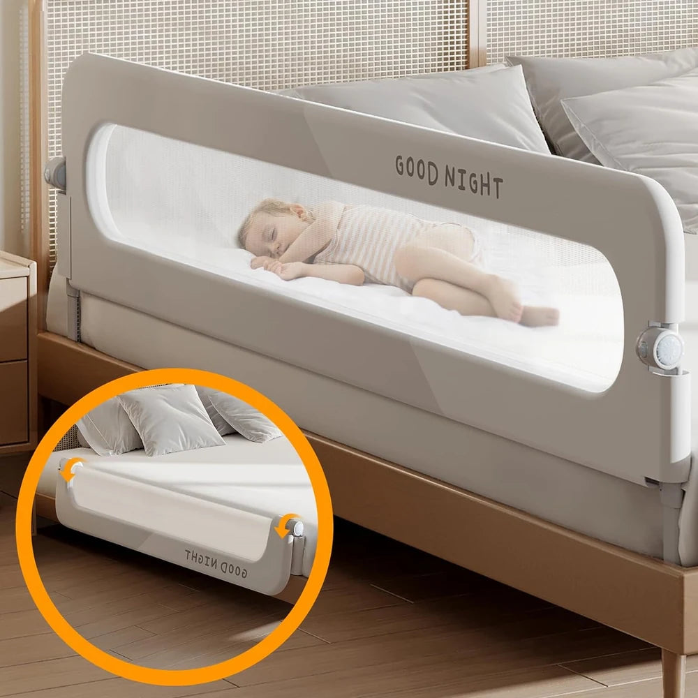 Baranda de cama beige instalada, el bebé dormido visto a través de la malla, y abajo la baranda abatida